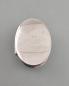 Preview: Silberne Pillendose oval graviert 3,5x2,5x1cm