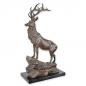 Preview: Bronze Skulptur Hirsch auf Felsen