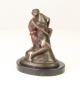 Preview: Bronze Skulptur Frau umarmt Phallus