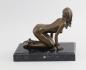 Preview: Bronze Figur Nackte knieend
