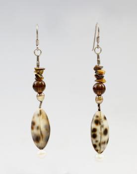 Ohrringe mit Muscheln, Tigerauge und Zuchtperlen