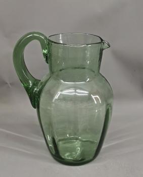 grüner Schenkkrug