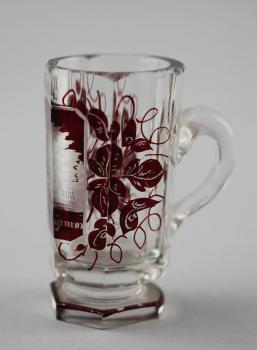 Rotes Bäderglas Schnapsgläschen