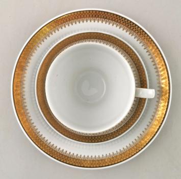 Sammeltasse Kahla Golddekor