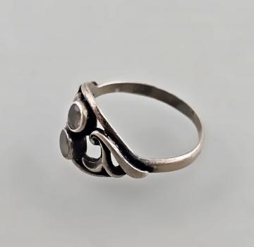 Preview: Mondstein(?)-Ring