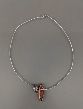 Kette mit Amethystanhänger