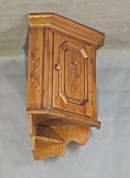 Wand-Eckschrank