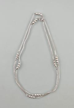 Langes Silber-Collier