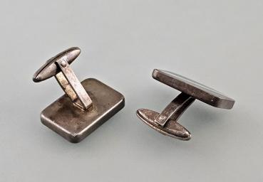Paar Manschettenknöpfe versilbert schwarz.weiß Perlmuttoptik 2,1x1,5cm