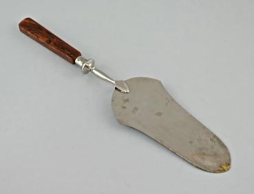 Tortenheber Art déco ziseliert Bakelitgriff silberfarben L 26,5 cm