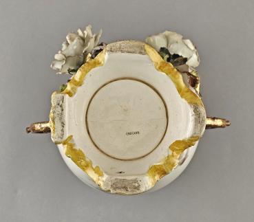 Große Majolika-Vase Blütenbelag