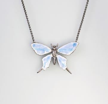 emailliertes Collier Schmetterling