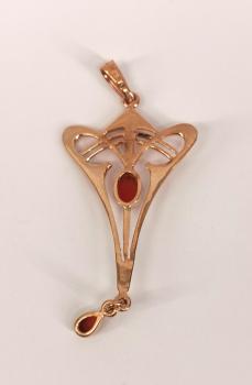 Collier rotvergoldet mit Koralle