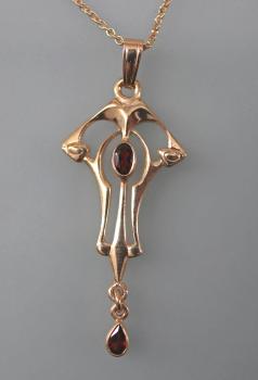 Jugendstil-Collier mit Granat