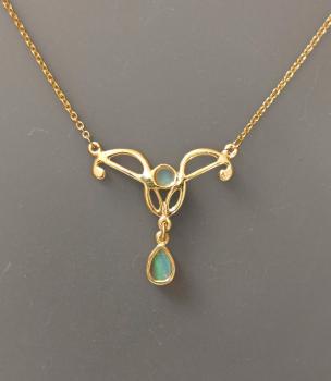 Collier gelbvergoldet mit Opal