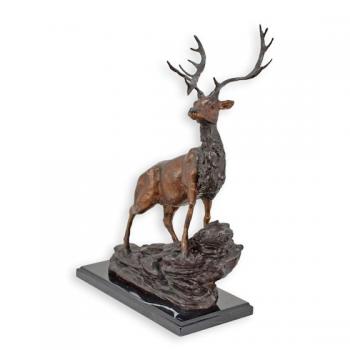 Bronze Skulptur Hirsch auf Felssockel