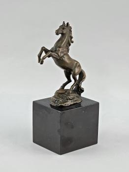 Bronze Skulptur bäumendes Pferd