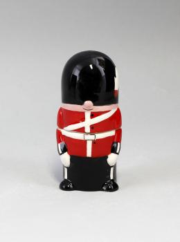Streuer Paar Traditionel Soldier / Soldat