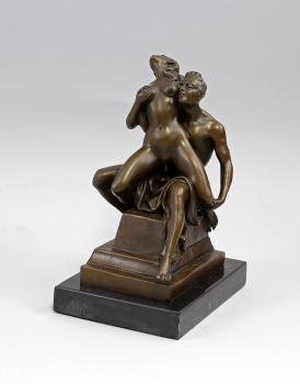 Frau und Mann liebendes Paar