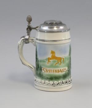 Bierkrug Stutenhaus mit Zinndeckel 0,5 Liter