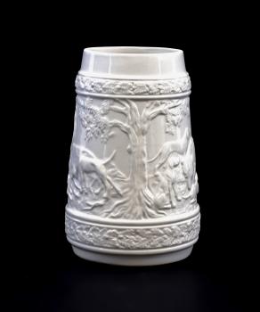 Bierkrug weiß Relief Jagd 1 Liter