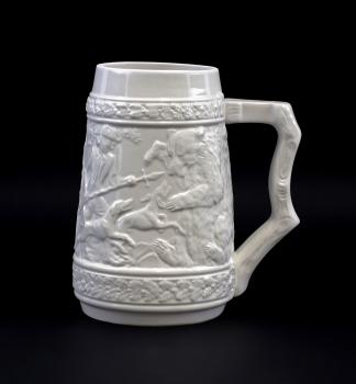 Bierkrug weiß Relief Jagd 1 Liter