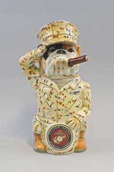 Figuren-Bierkrug Bulldog Safari-Uniform