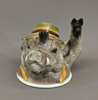 Briefbeschwerer Wildschwein mit Hut ungemarkt