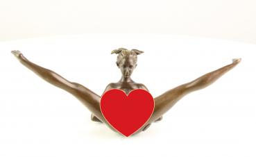 Bronze Skulptur nackte Frau turnend