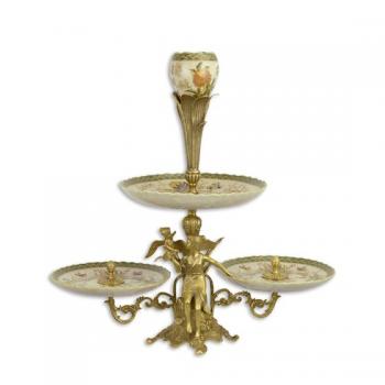 Figürliche Bronze Porzellan mit Bronzefassung Etagere