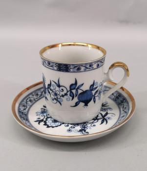 Porzellan Vitrinen-Tasse Royal Franconia Kobalt
