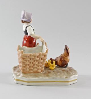 Mädchen mit Hühnern