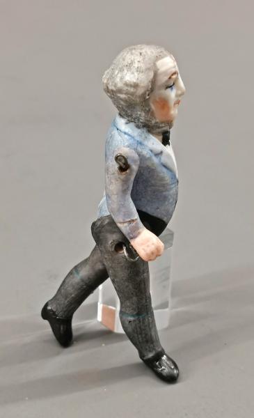 Ganz-Bisk.-Porz.-Puppenstubenpuppe Biedermeier-Mann