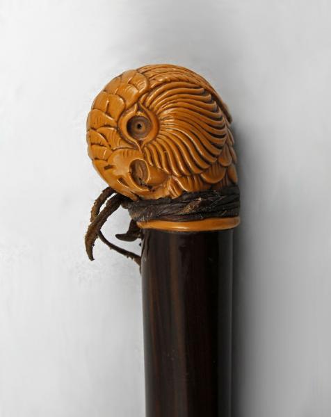 Damen-Schirm mit Vogelkopf-Griff