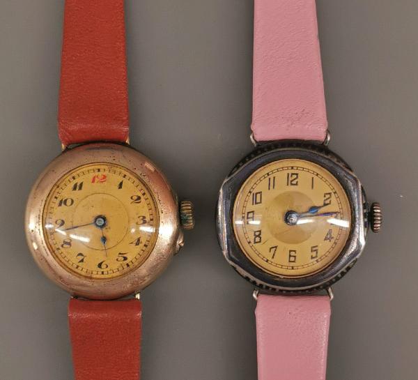 2 Antike Damen-Armbanduhren