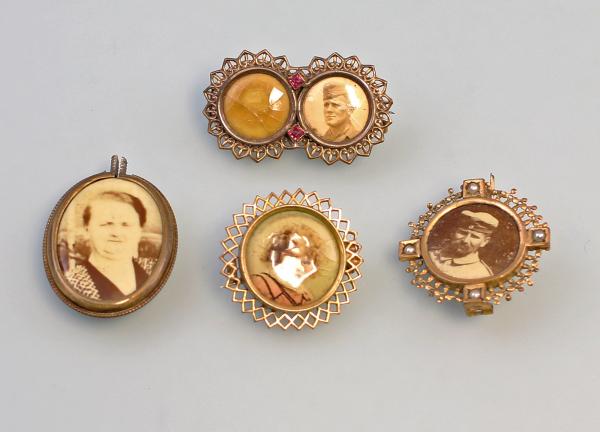 Posten Antikschmuck Bildbroschen und -anhänger