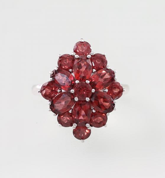 Granat-Ring