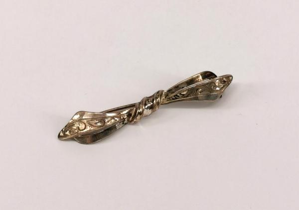 Brosche 835er Silber, Schleife