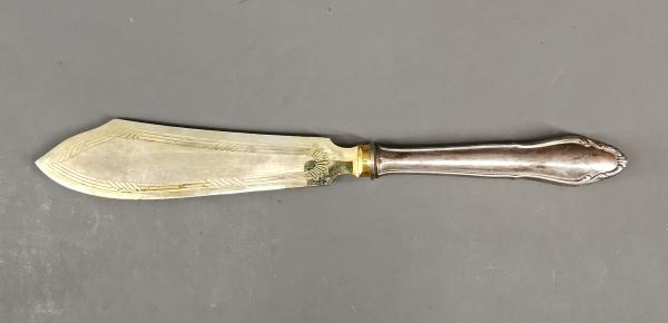 versilbertes Tortenmesser