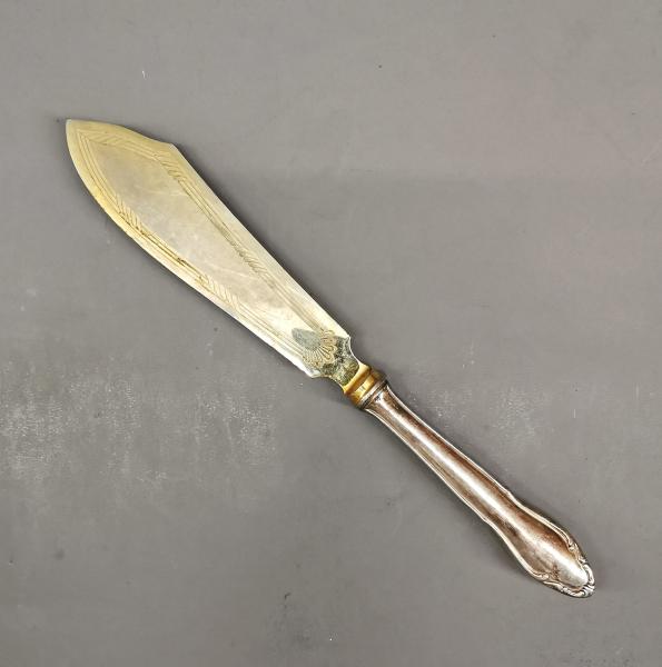 versilbertes Tortenmesser