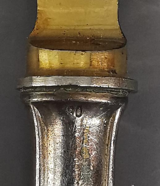 versilbertes Tortenmesser