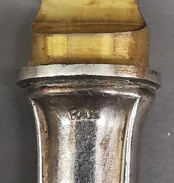 versilbertes Tortenmesser