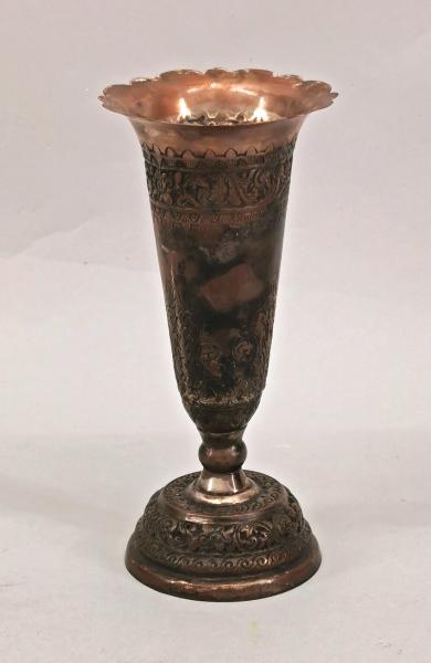 Silberne Trompeten-Vase
