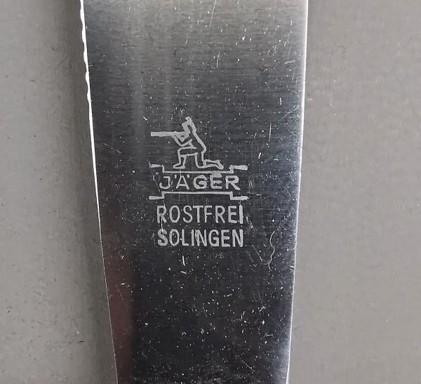 versilbertes Speisebesteck