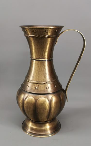 Große Bodenvase / Kanne