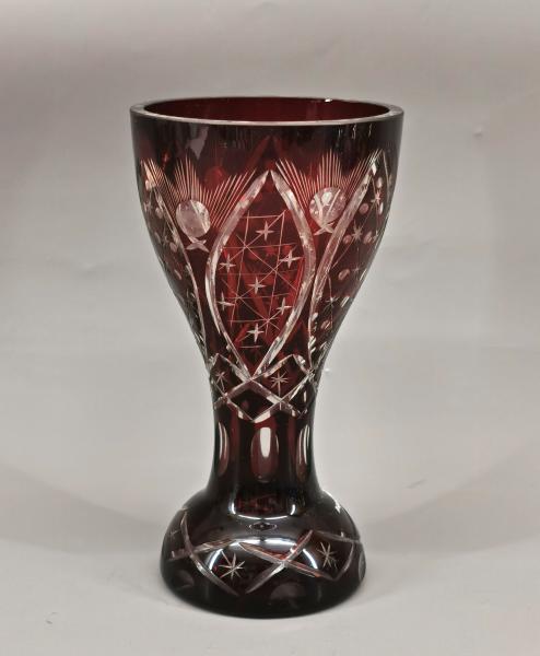 rubinrote Überfang-Vase