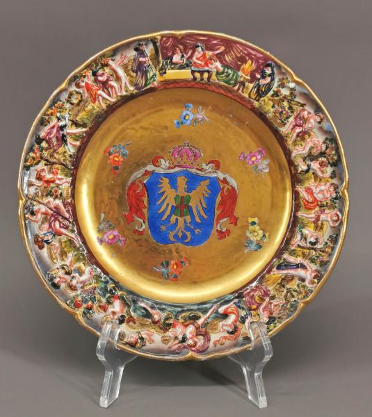 Wappenteller Capodimonte
