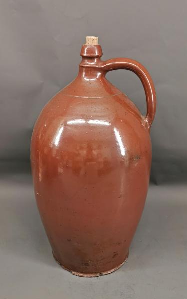 große braune Ölflasche