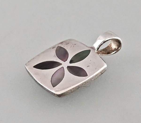 Perlmutt-Anhänger 1,7 x 2,2 cm