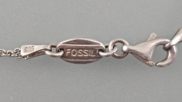 Silberne Kette mit Herzanhänger L 38 cm
